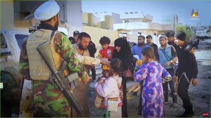 إغاثة النازحين في الموصل من قبل مبلغي لجنة الارشاد والتعبئة