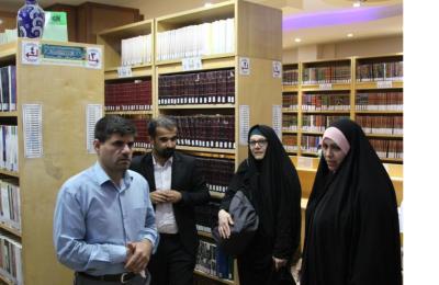 آثاريو جامعة سابينزا الإيطالية يزورون مكتبة الروضة الحيدرية ويشيدون بتعدد مصادرها