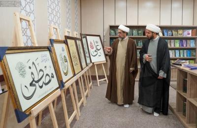 الشيخ أحمد سلمان يزور مكتبة الروضة الحيدرية في العتبة العلوية المقدسة