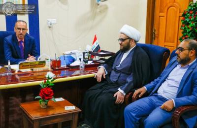 دار القرآن الكريم في العتبة العلوية المقدسة تقيم معرض مصاحف القراءات القرآنية المخطوطة في كلية التربية الأساسية بجامعة الكوفة.