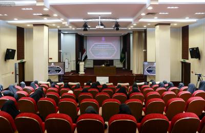 قسم الشؤون الفكرية والثقافية في العتبة العلوية المقدسة يقيم ندوة حول التدوين التاريخي لسيرة الإمام الحسين ( عليه السلام) 