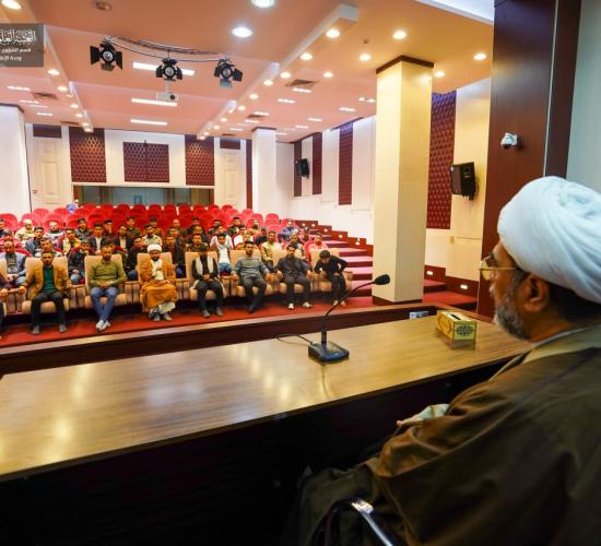 وفد  من محافظة السماوة يزور مكتبة الروضة الحيدرية ومعرض نشاطات قسم الشؤون الفكرية والثقافية في العتبة العلوية المقدسة