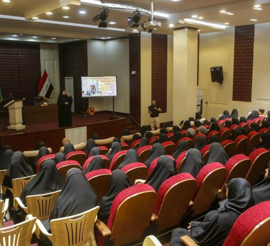 اهتماماً بالنخب التربوية .. العتبة العلوية المقدسة تستضيف ١٥٠ تدريسية لتطوير مهاراتهن في طرائق التدريس الحديثة