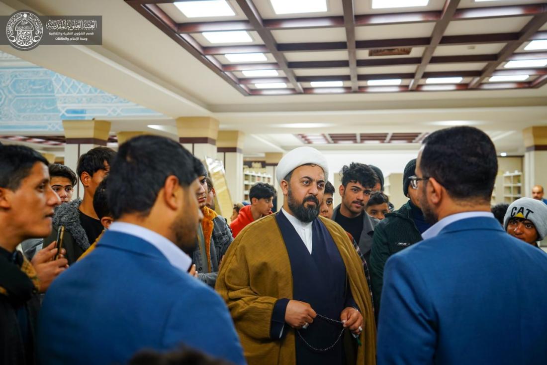 وفد  من محافظة السماوة يزور مكتبة الروضة الحيدرية ومعرض نشاطات قسم الشؤون الفكرية والثقافية في العتبة العلوية المقدسة | 