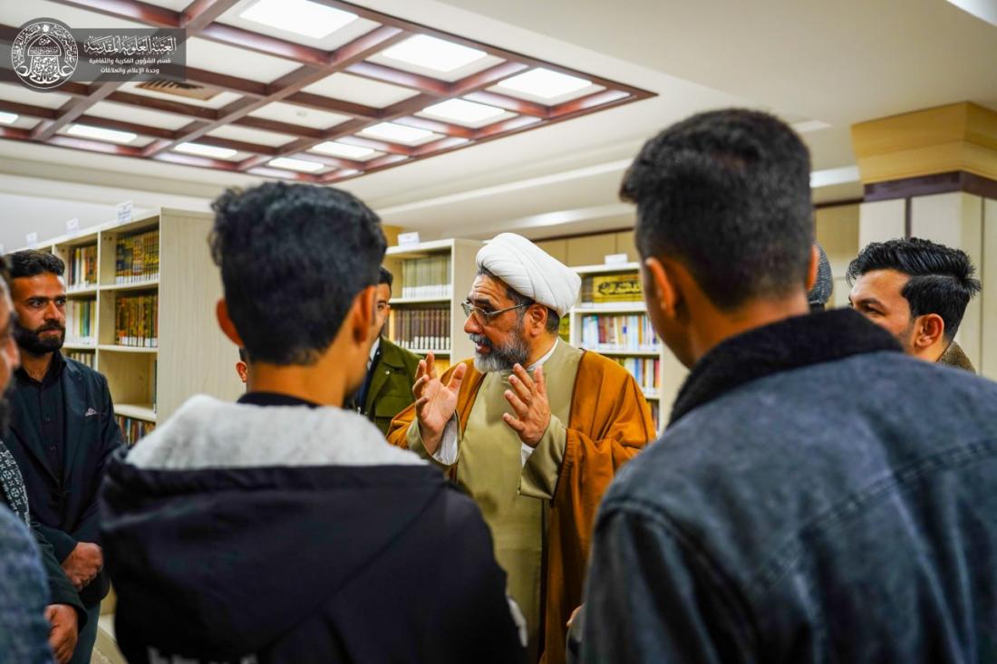 وفد  من محافظة واسط يزور مكتبة الروضة الحيدرية ومعرض نشاطات قسم الشؤون الفكرية والثقافية في العتبة العلوية المقدسة | 