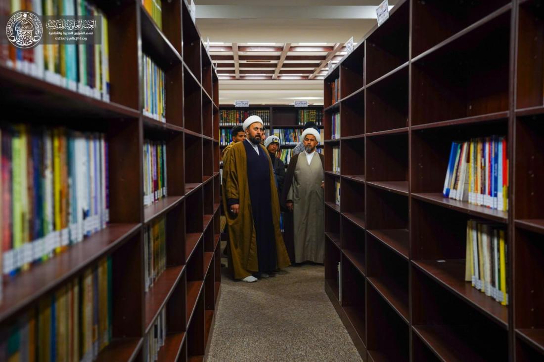 وفد  من محافظة السماوة يزور مكتبة الروضة الحيدرية ومعرض نشاطات قسم الشؤون الفكرية والثقافية في العتبة العلوية المقدسة | 