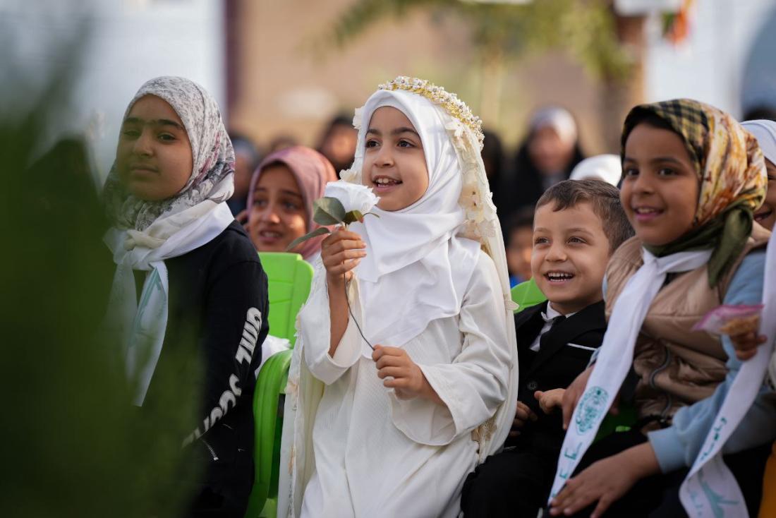 حضورٌ غفير من براعمِ مركز المُحسنِ ليُجددون الولاء بيومِ ولادةِ أمير المؤمنين (عليه السلام) على حدائقِ يعسوبِ الدين | 