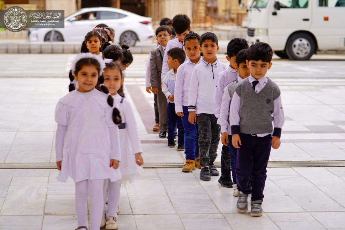 براعم روضة أحباب الأمير (عليه السلام) في العتبة العلوية المقدسة يحيون ذكرى ولادة منقذ البشرية الإمام الحجة المنتظر (عجل الله فرجه الشريف) | 