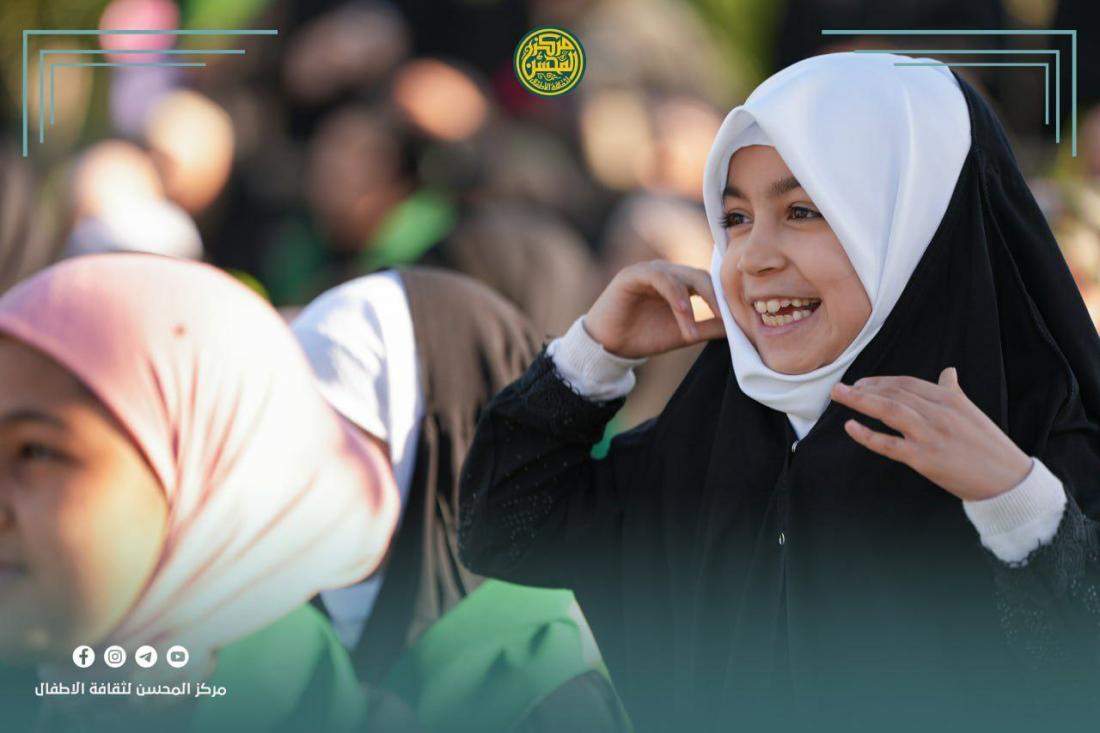 مركز المُحسن لثقافة الأطفال يفتح ذراعيهِ ليستقبل الأطفال المهنئين بيوم المبعث النبويِّ الشريف على حدائقِ يعسوب الدين، وقُدّمت لهم فقرات متنوعة وجميلة تخص المناسبة العطرة | 