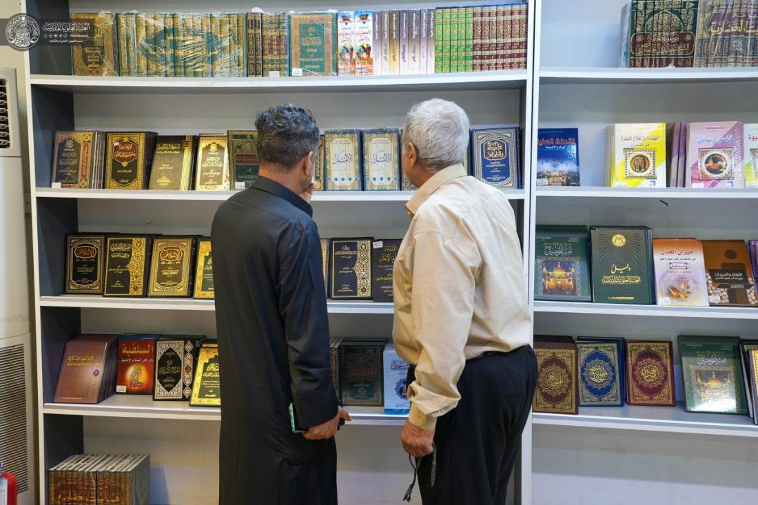 معرض الكتاب الدائم في العتبة العلوية المقدسة يشهد تنوع الكتب العلمية والثقافية والدينية وتفاسير المصحف الشريف وإصدارات العتبة العلوية المقدسة والمجلات العلمية المحكمة | 
