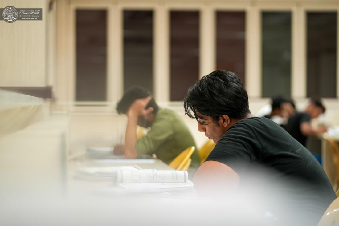استمرار توافد الطلبة الى مكتبة الروضة الحيدرية استعداداً للامتحانات النهائية | 