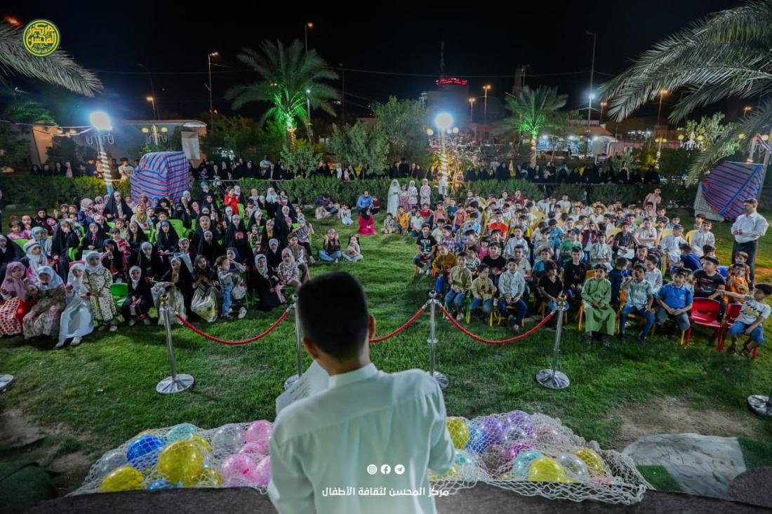 حضور حاشد مـن الزائرين الصغار وأَهاليهِم الكرام للمشاركة بِفعاليات منصة المحسن ضمن أُسبوع الصادقين | 